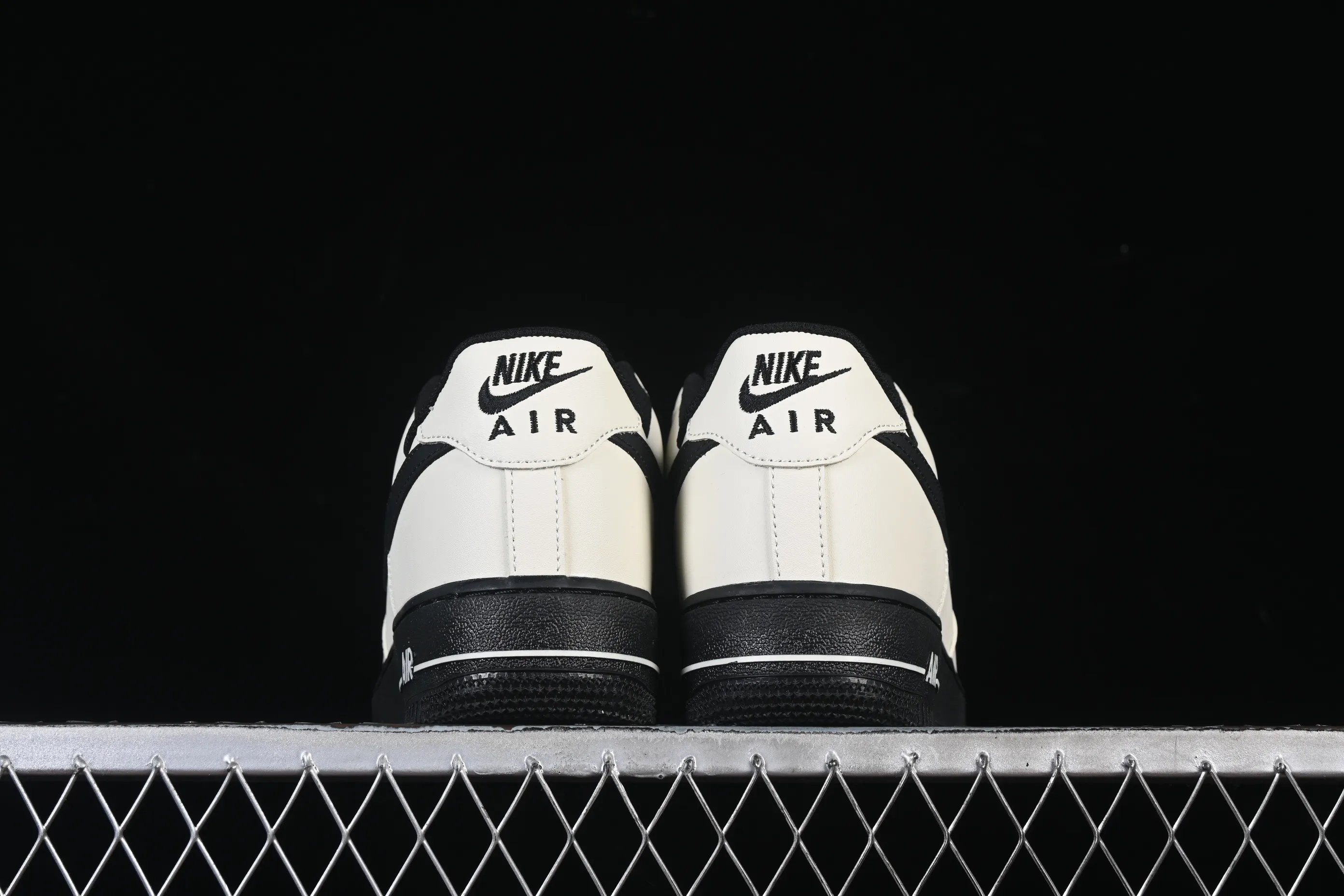 All categories Nk Air Force 1 Air Force Series Nk Air Force 1 Low Air Force Low Nike Air Force 1'07 Low Two-dimensional theme Beige Air Force One low-top casual sneakers ZH0316-143